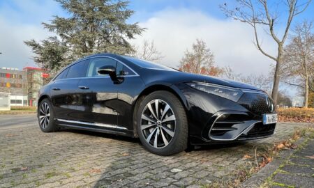 Mercedes Benz Eqs Header