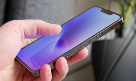 Apple Iphone 13 Pro 2022 Hand