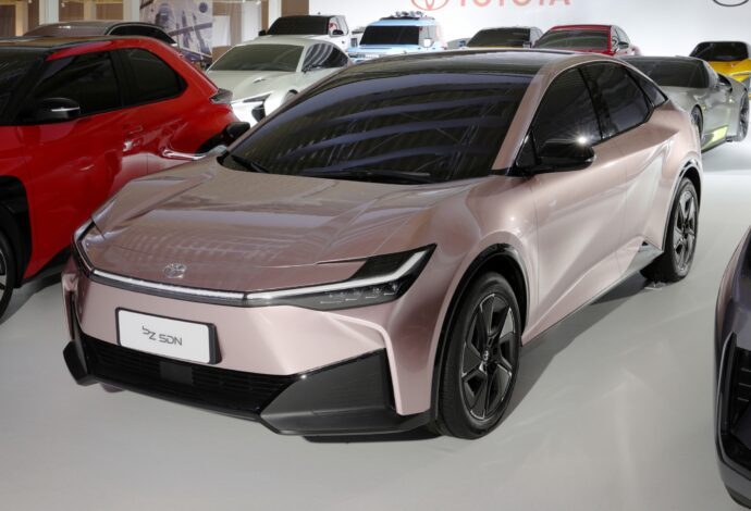 Toyota Bz Bz5 Sdn Prototyp