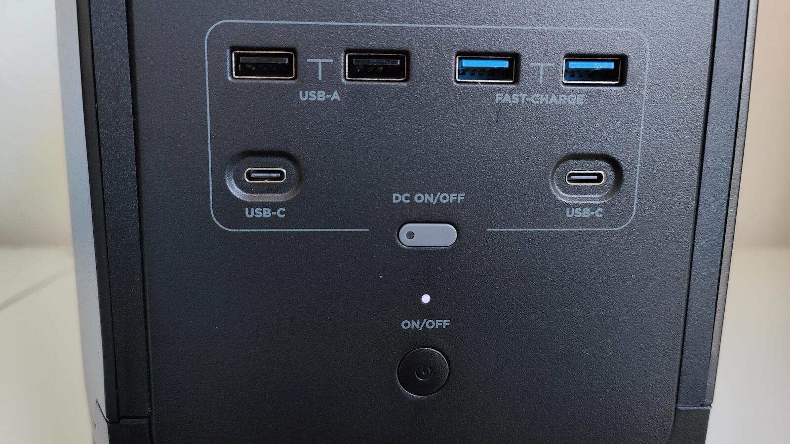 Ecoflow Delta Powerstation Anschluesse Usb Seite