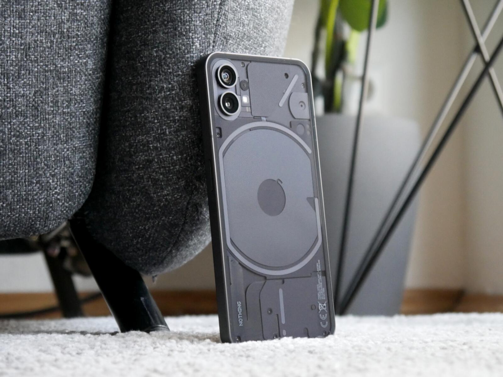 Nothing feiert einen Meilenstein und deutet neues Smartphone an