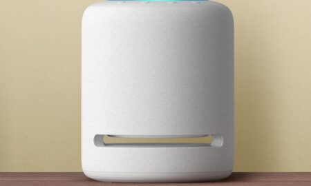 Amazon Echo Studio Weiss