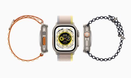 Apple Watch Ultra 3up Hero 220907 Full Bleed Image.jpg.large 2x