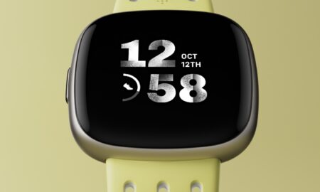 Fitbit Versa Header