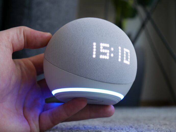 Amazon Echo Dot 5 Header