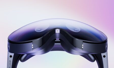 Meta Quest Pro Detail