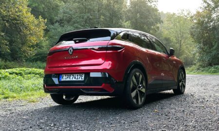 Renault Megane Elektro E Tech Heck Rot