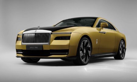 Rolls Royce Spectre Front