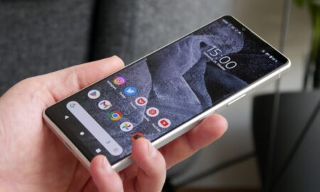Sony Xperia 5 Iv Hand