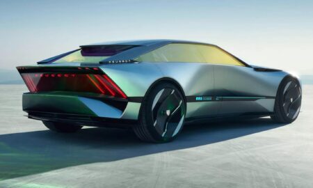 Peugeot Inception Heck