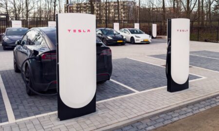 Tesla Supercharger V4