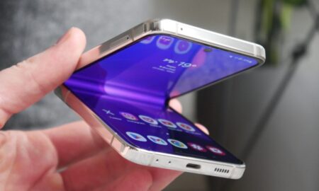 Samsung Galaxy Z Flip 5 Offen