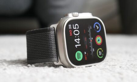 Apple Watch Ultra Header