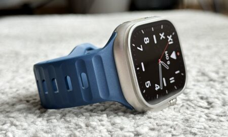 Apple Watch Ultra Nomad Sport Band Blau Front