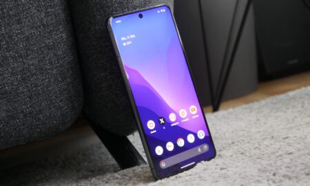 Google Pixel 8 Pro Front