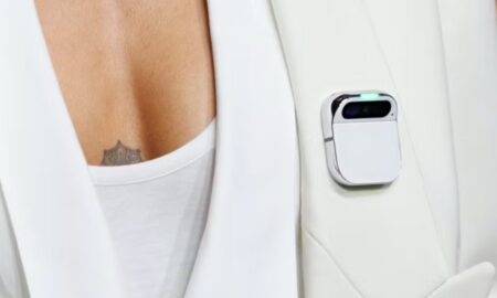 Humane Ai Pin Weiss
