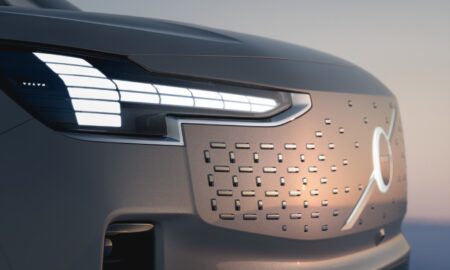 Volvo Em90 Concept World Stills