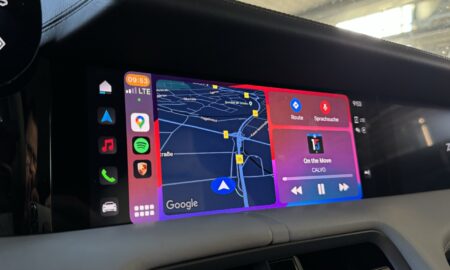 Porsche Taycan Apple Carplay Home