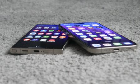 Apple Iphone 15 Pro Max Samsung Galaxy S24 Ultra Detail
