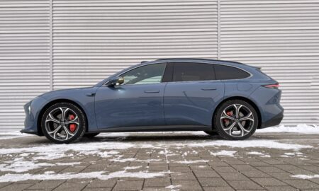 Nio Et5 Touring Header