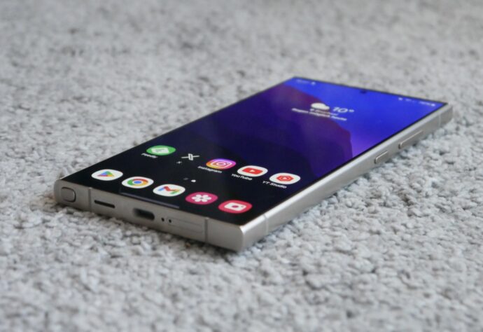 Samsung Galaxy S24 Ultra Display