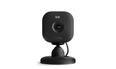 Blink Mini2 Hero Frontfacing Black