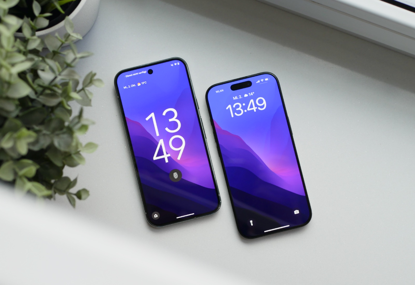 Apple Iphone 16 Pro Google Pixel 9 Pro Display