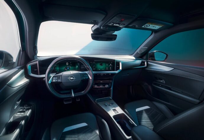 Opel Mokka Electric 2025 Innen