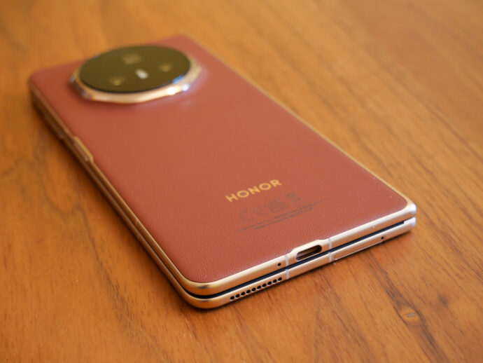Honor Magic V3