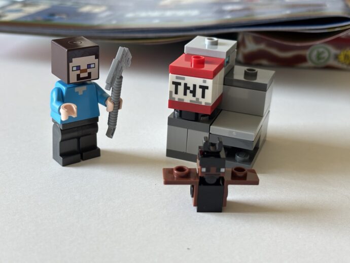 Lego Minecraft Heftinhalt