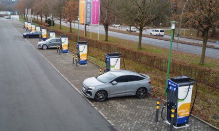 20241206 Bild Enbw Nimmt Hamburgs Größten Schnellladepark Mit Bis Zu 400 Kw In Betrieb