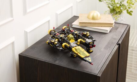 Lego Icons Blacktron Renegade Headerbild