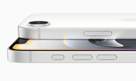 Apple Iphone 16e Detail