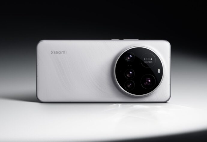 Xiaomi 15 Ultra Weiss