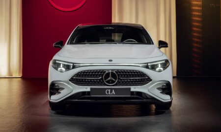 Der Neue Mercedes Benz Cla: Großartig, Mühelos, Intuitiv Und Flexibel The All New Mercedes Benz Cla: Gorgeous, Effortless, Intuitive, And Flexible.