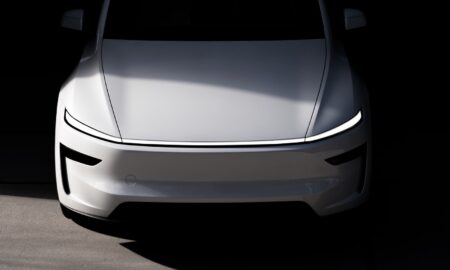 Tesla Model Y 2025 Detail Header