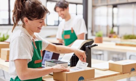 Dhl Group Partners With Shopify 02